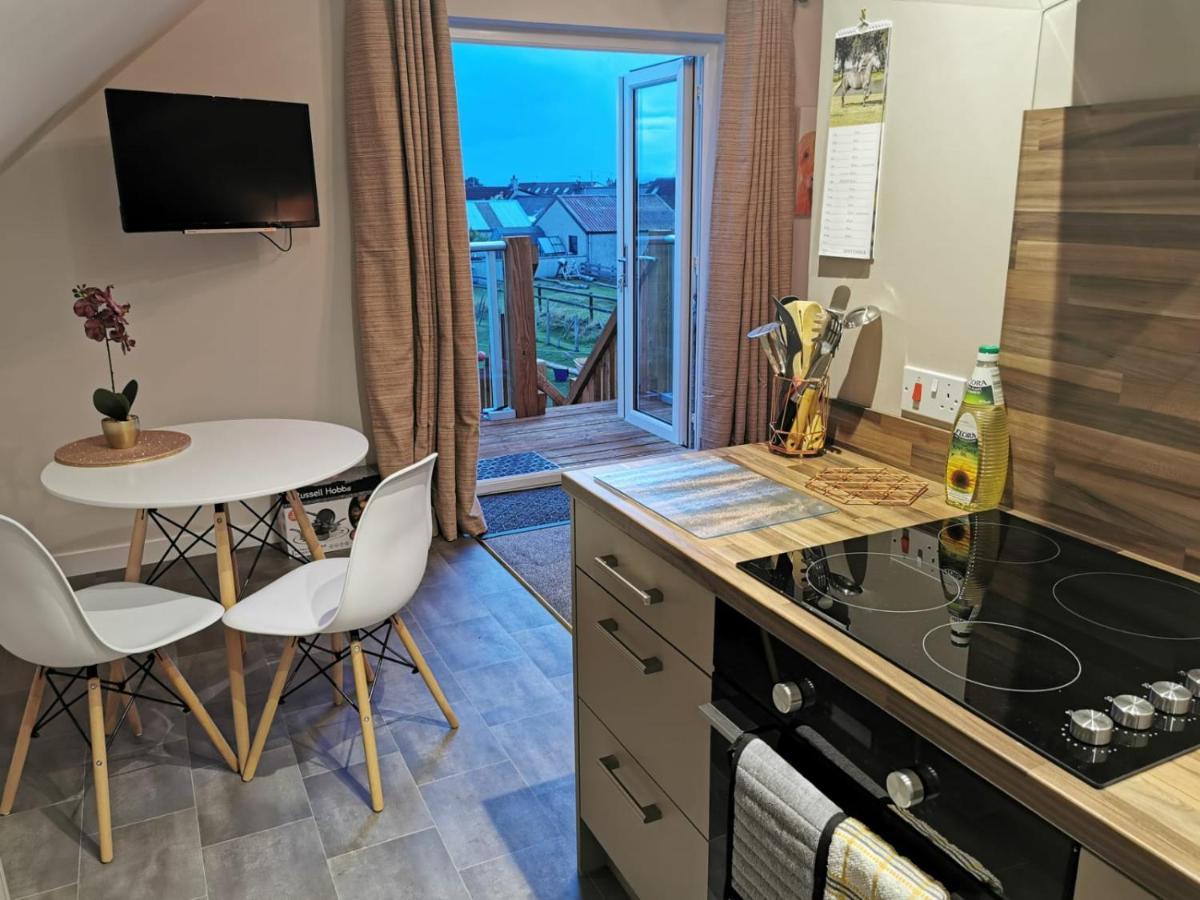 Vicki'S Den Apartment Тейн Екстериор снимка